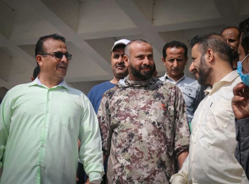 محافظ الضالع يدشّن المخيم الطبي المجاني لجراحة العيون وزراعة العدسات في هيئة مستشفى الضالع
