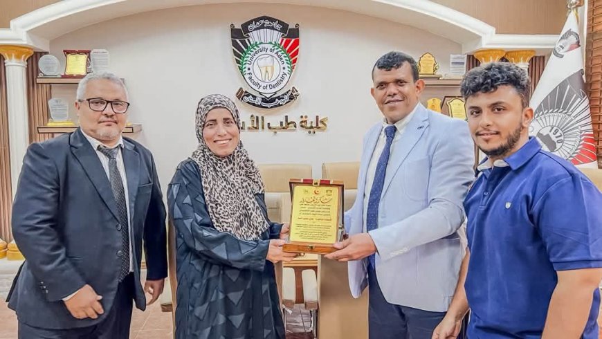 تكريم الدكتورة حنان الأسد تقديرًا لنجاح دورة الزراعة المتكاملة في طب الأسنان