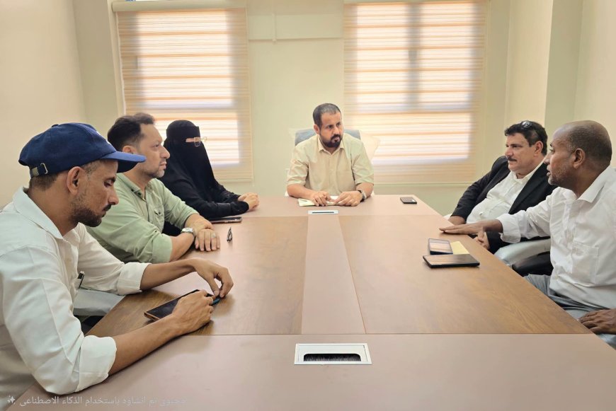 الوكيل الجهوري يبحث مع قيادتي البيئة بحضرموت وسقطرى حماية التنوع الحيوي ومنع دخول الأنواع الغازية للأرخبيل