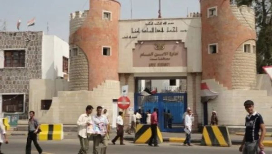 لماذا داهمت قوات الأمن منزلاً في دار سعد؟ أمن عدن يوضح الحقيقة الكاملة