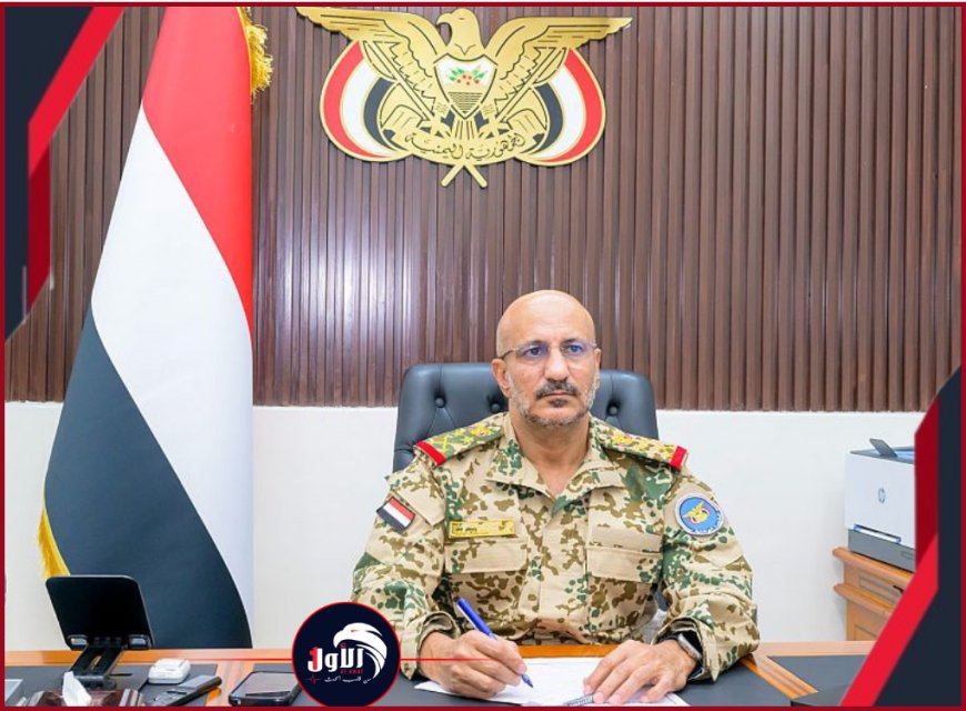 تكليف رئاسي جديد.. عضو الرئاسي طارق يوجه محافظي تعز والحديدة بإعداد ملفات طارئة لهذا الأمر الخطير