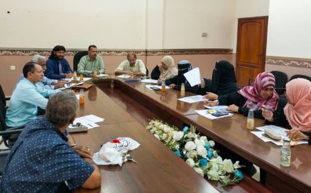 مجلس كلية العلوم الإدارية عدن يقر نتائج الدور الأول وامتحانات الدور الثاني
