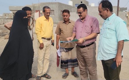 مدير عام البريقة يوجه ببناء مدرسة في منطقة طيبة