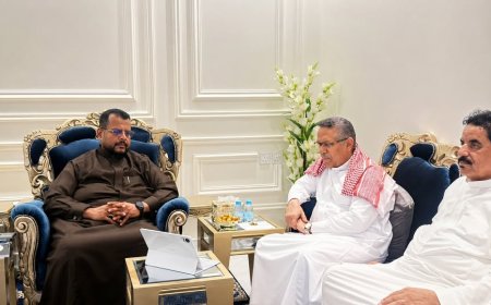 رئيس مجلس الشورى يستقبل وفد مؤسسة "قطرات للتنمية" في الرياض ويشيد بجهودها التنموية