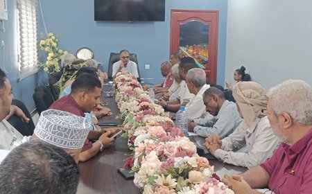 القلعة يترأس لقاءً مشتركًا للشرطة واللجان المجتمعية بالمعلا