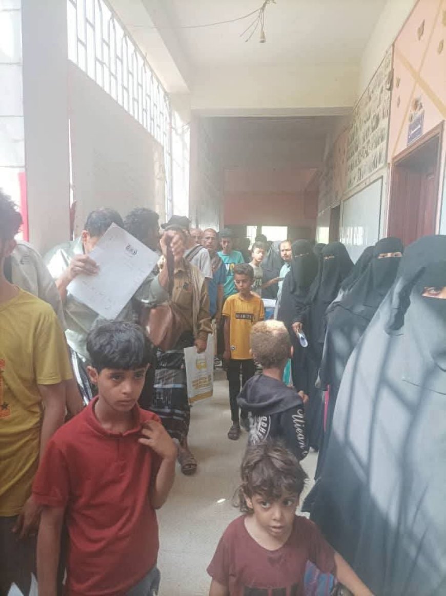 مدارس الشيخ عثمان تواجه ضغطًا متزايدًا في الاستيعاب.. والوافدون من مختلف المحافظات يرفعون أعداد الطلاب