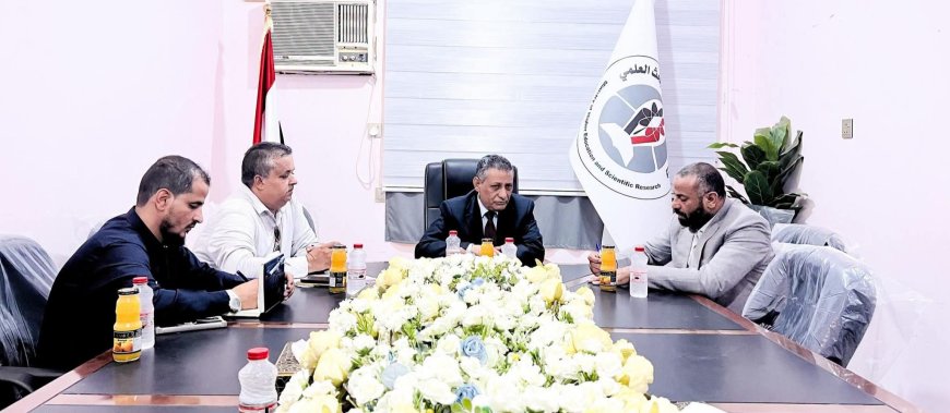 محافظ الضالع يبحث مع وزير التعليم العالي الخطوات التنفيذية لتأسيس "جامعة الضالع"